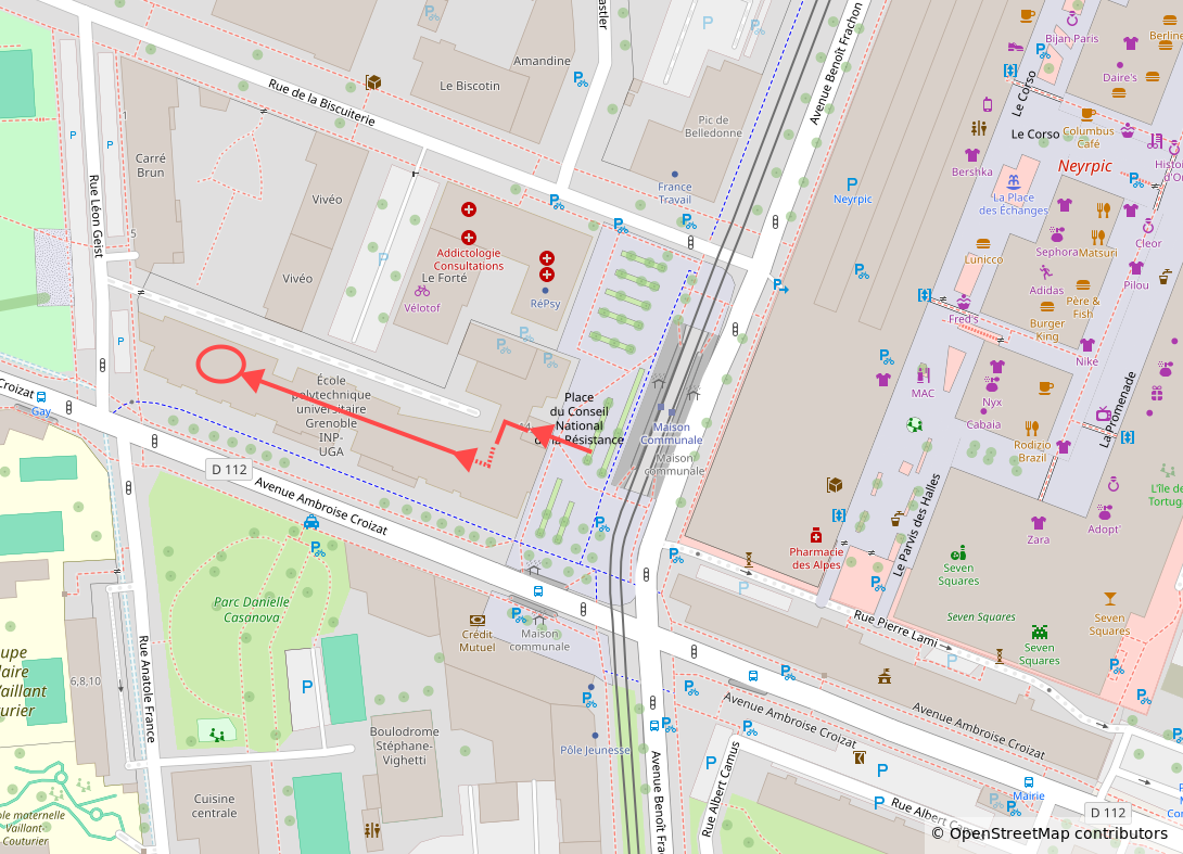 Map of the surroundings: Enter at 14 Place du Conseil National de Résistance, left inside the building, up one floor, and to the Western end of the building